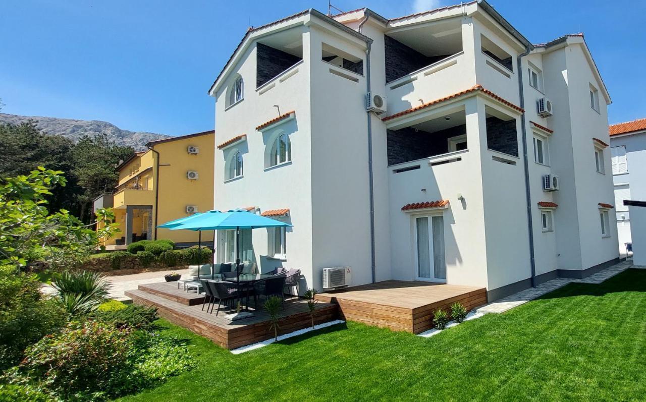 Apartments Matea I Башка Екстер'єр фото