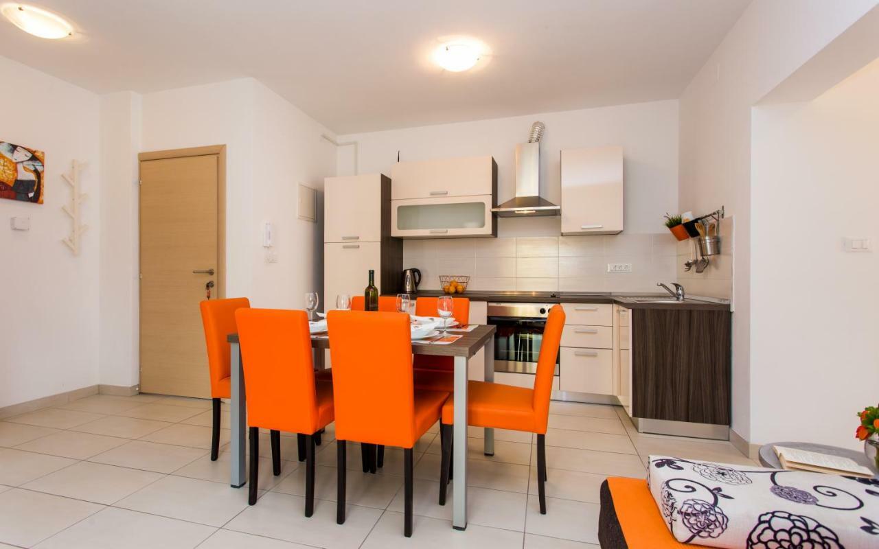 Apartments Matea I Башка Екстер'єр фото